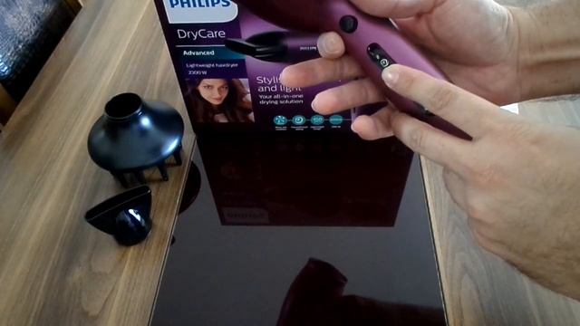 Philips DryCare Saç kurutma makinesi BHD282 смотреть онлайн