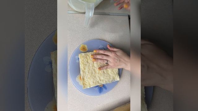 Самый простой и вкусный торт «Наполеон» из трех ингредиентов