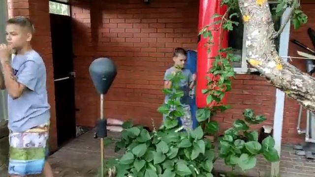 локоть снизу. #тайскийбокс #myaithai #муайтай #gym #muaythai #sport #fitness #тренировка смотреть онлайн