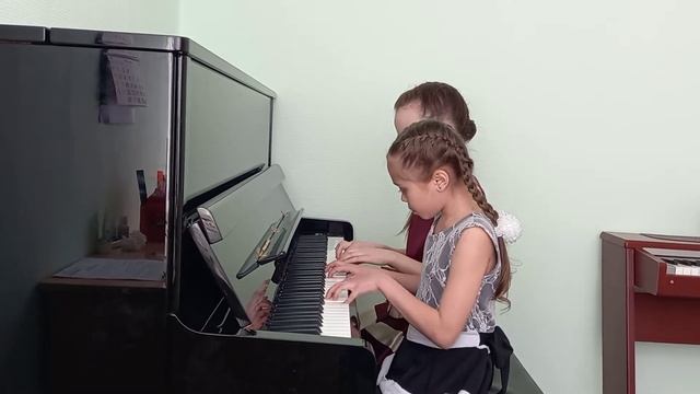 А. Живцов "Бульба" белорусский танец, Б. Флисс "Колыбельная" смотреть онлайн