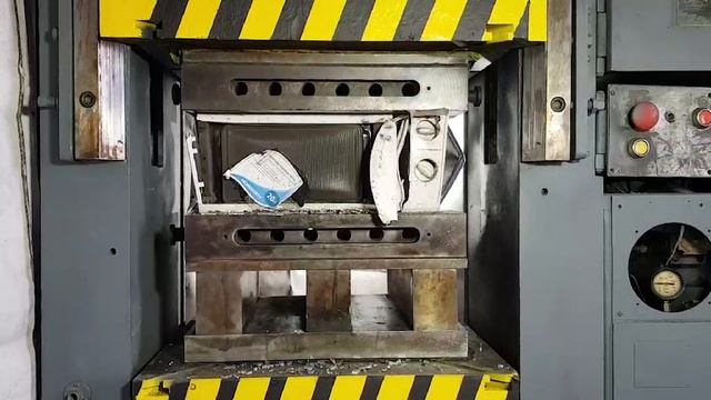 Эксперимент гидравлический пресс VS микроволновка смотреть онлайн