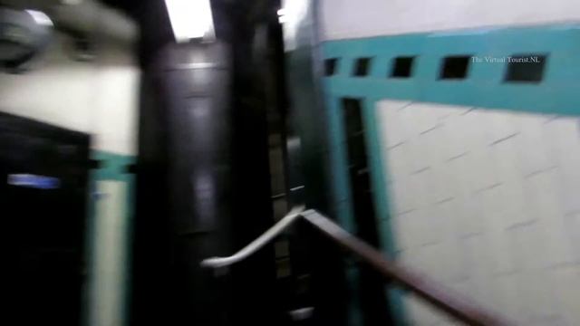 Historic London Underground Stations - Russell Square tube station 2 смотреть онлайн