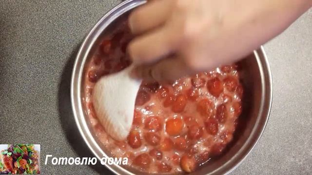 Варенье из клубники за 10 минут с целыми ягодами по простому и быстрому рецепту из двух ингредиенто смотреть онлайн