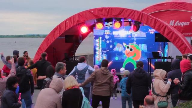 Just Dance 2018 в Самаре | М.Видео RoadShow | ВолгаФест | Just Dance Russia [ENG/SUB] смотреть онлайн