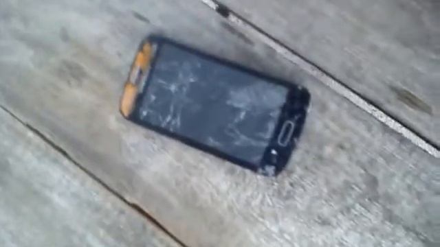 Краш тест:Samsung Is Flu-кнопочный)