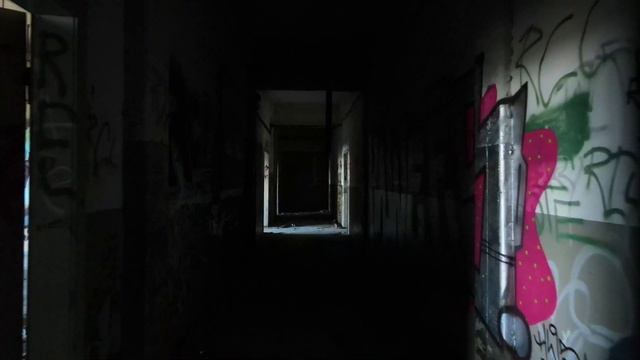 Lost Place: Leipzig Leutzsch - Abandoned Factory Site #Chillout HipHop, Germany by drone, 4k UHD смотреть онлайн