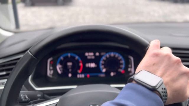 Tiguan/2020/Огляд / смотреть онлайн