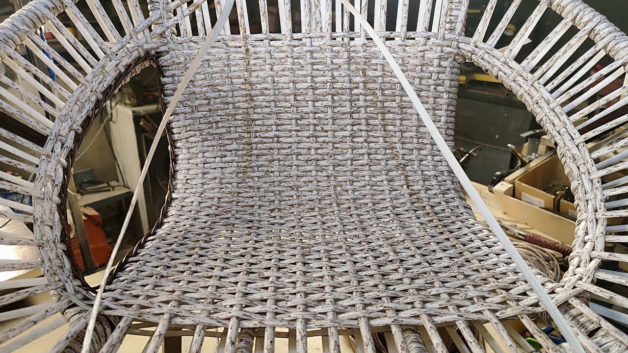 плетеное кресло