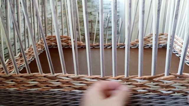 Диванчик (лежанка) для кошки из бумажной лозы. Часть 2 смотреть онлайн