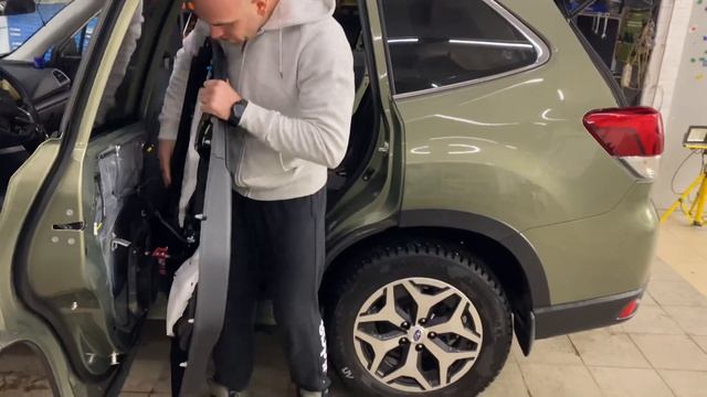 Subaru Forester 2020: Как не попасть на деньги разбирая дверь на Субару Форестер 2021 смотреть онлайн