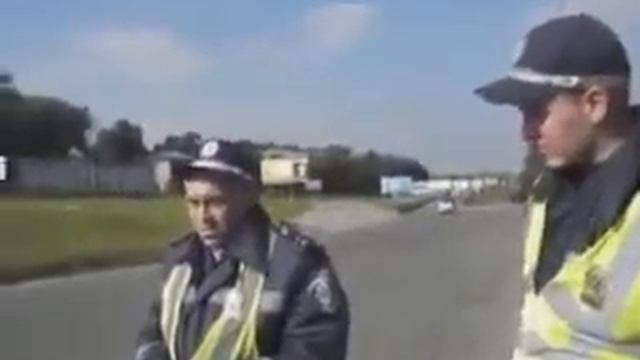 ДПС РАЗВОДИЛЫ!!! Гаи беспредел Гибдд развод смотреть онлайн