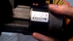 Рено Кенго чтобы снять стартер