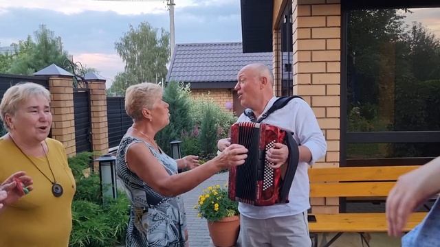 Голубая ночь / За что я люблю свою работу. смотреть онлайн