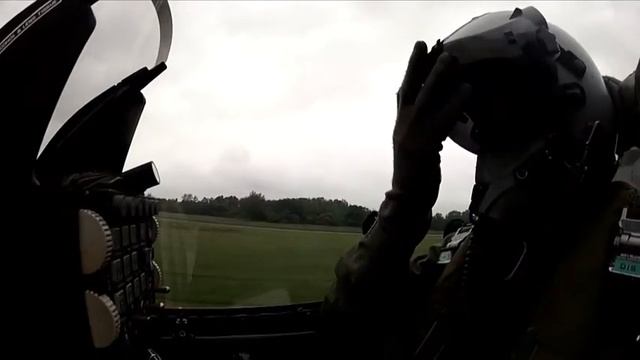 Сравнение Lamborghini Aventador vs F16 Fighting Falcon смотреть онлайн