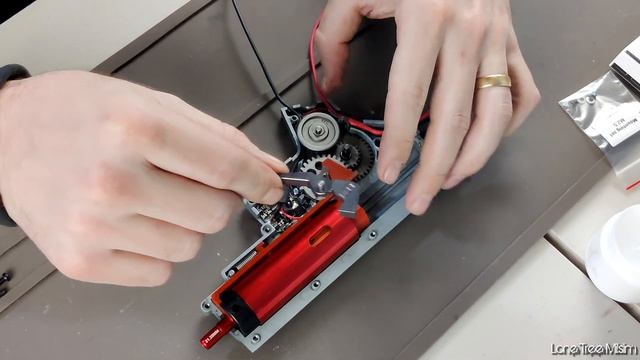 Best Airsoft AEG Upgrade? | How to Install a Gate Aster Mosfet and Quantum Trigger! смотреть онлайн