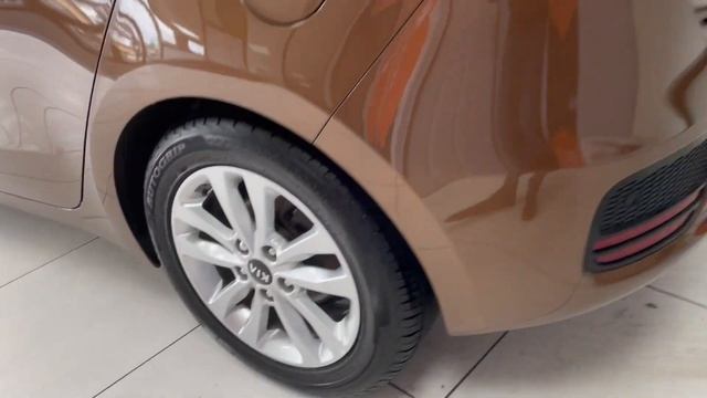 2017/67 Kia Ceed 1.6 GDi 2 (s/s) 5dr смотреть онлайн