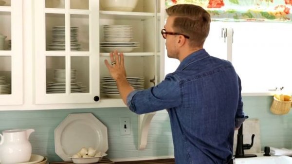 Kitchen Cabinet Makeover Tips