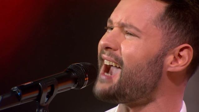 Calum Scott - Dancing On My Own (Live On GMA)
