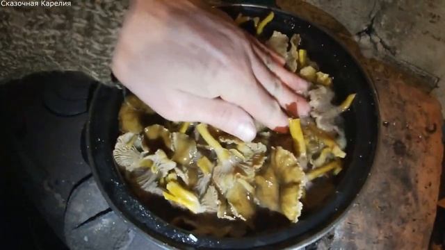КОРОЧЕ ГОВОРЯ, ЭТИ ГРИБЫ ГОТОВЛЮ И ЕМ ПЕРВЫЙ РАЗ В ЖИЗНИ [От первого лица] смотреть онлайн