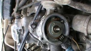 Замена вакуумного регулятора трамблера зажигания ВАЗ 2108