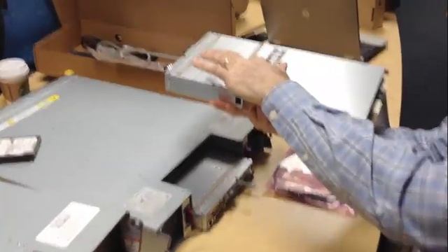 HP 3PAR StoreServ 7200 Node Install смотреть онлайн