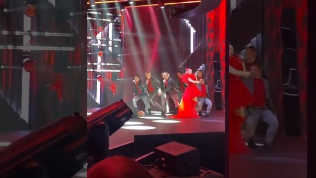 Natalia Oreiro - Cambio dolor (Backstage de Big Country Show) смотреть онлайн