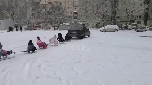 Катание на санках в Одессе смотреть онлайн