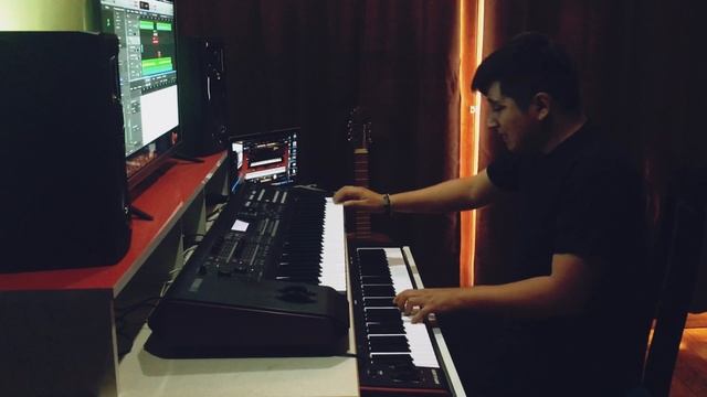 Groovy Night - Cristian Romero (NAMM 2021) смотреть онлайн