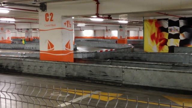 Karting at Grand Mall Varna смотреть онлайн