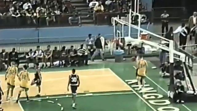 Garfield Bulldogs vs. Richland Bombers 03/12/1997 - State Tournament Opening Round смотреть онлайн