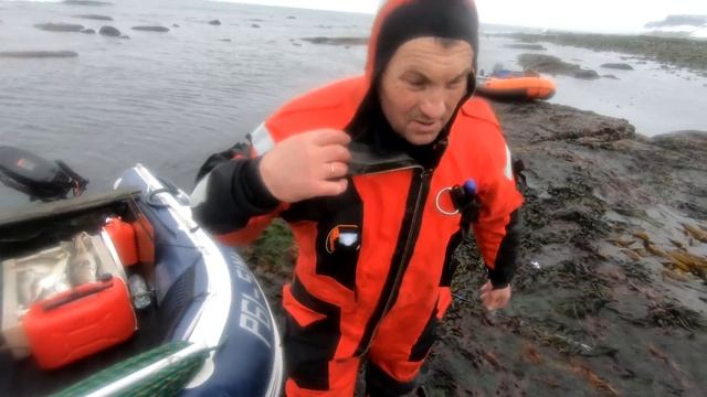 ПРОТКНУТАЯ ЛОДКА, ХОРОШИЙ КЛЕВ И ПЛОХАЯ ПОГОДА/ Морская рыбалка в Баренцевом море/13.05.21г./2 ЧАСТ смотреть онлайн