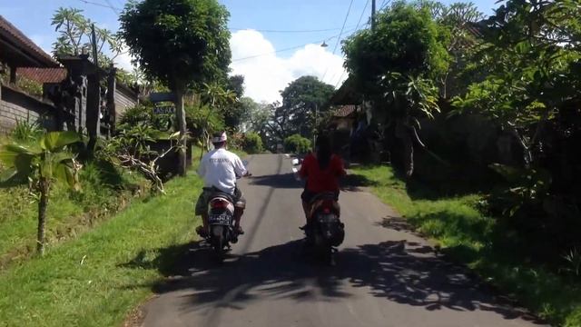 Как ненавязчиво пригласить девушку на свидание? [Видео Артема Мельника с острова Бали] смотреть онлайн