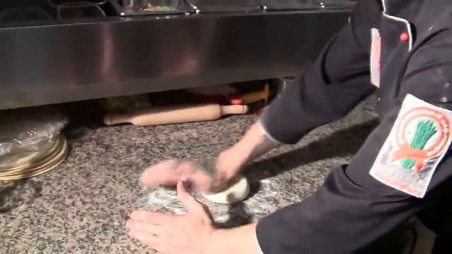 видео урок №10 подготовка теста к раскатке, курс пиццайоло (пицца мейкера), пицца (pizza)