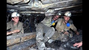 А пока не всех, господь, из недр земли подняв..