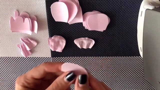 Сережки из фоамирана. Делаем Пион своими руками. смотреть онлайн