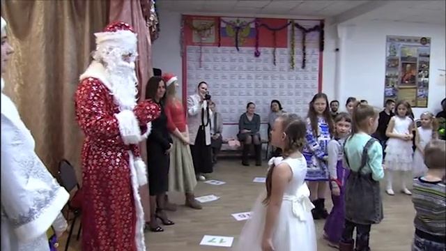 Видеорепортаж с Рождественского утренника младшей группы воскресной школы храма св. Алекс. Невского смотреть онлайн