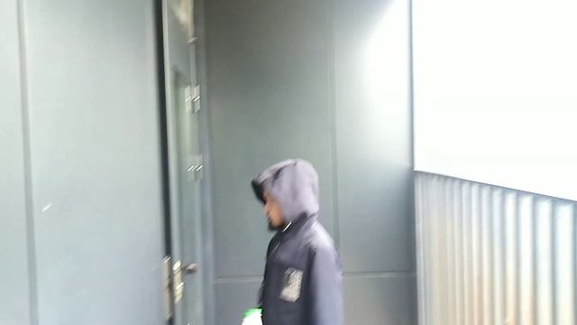 Вид на Бутово с 31 этажа. Видно даже Москва-Сити, МГУ и Останскинскую башню. смотреть онлайн