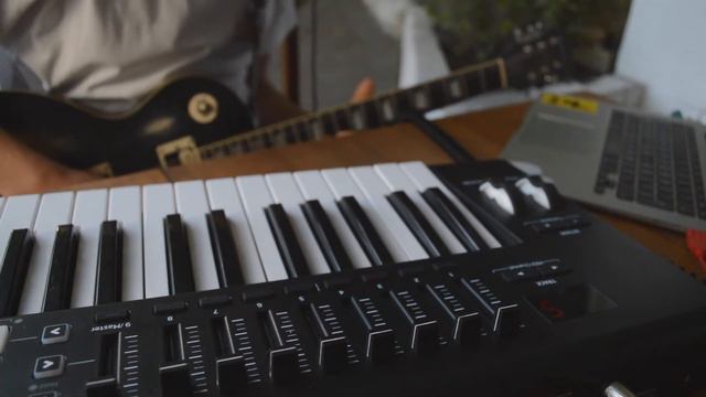 Quarantine Jam 03 // Live looping w/ Novation Launchkey 49, Ableton live смотреть онлайн
