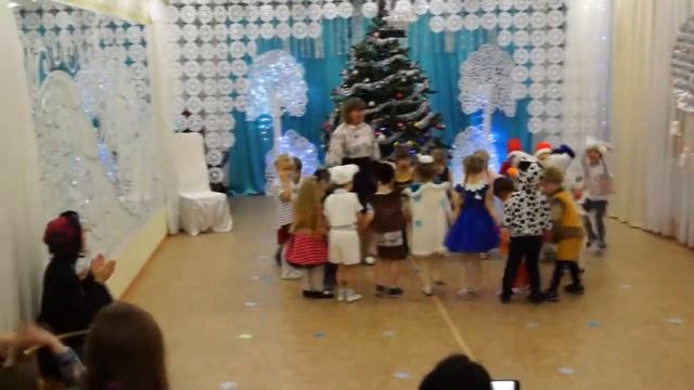 Новогодний флешмоб 2018 смотреть онлайн
