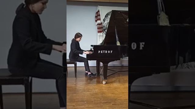 Солдак Юлія , Сільванський "Ніч на річці " смотреть онлайн