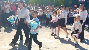 Первый класс . Максим идёт в первый класс #школа #1класс