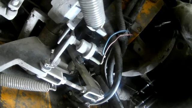 Снимаем двигатель с погрузчика Jac, рвет демпферную пластину. ремонт спецтехники. Осторожно мат! смотреть онлайн