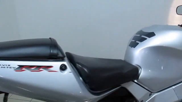HONDA CBR 929 RR (0010) смотреть онлайн
