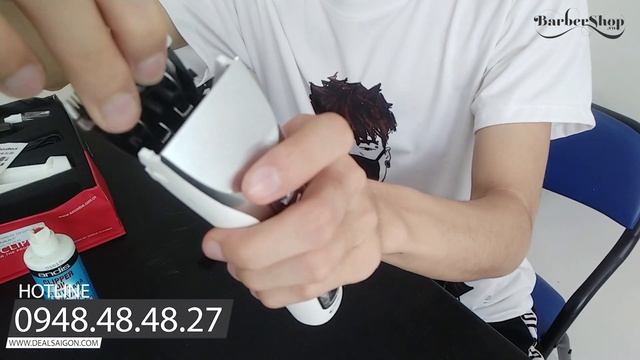 Cách Vệ Sinh Và Tra Dầu Lưỡi Tông Đơ Codos CHC - 969 смотреть онлайн