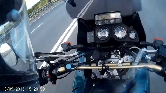 Africa Twin XRV750. 180 км/ч не предел.