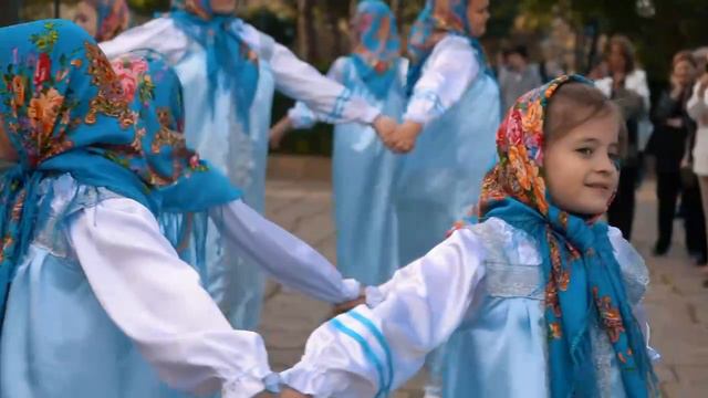 «История страны в подарках» смотреть онлайн