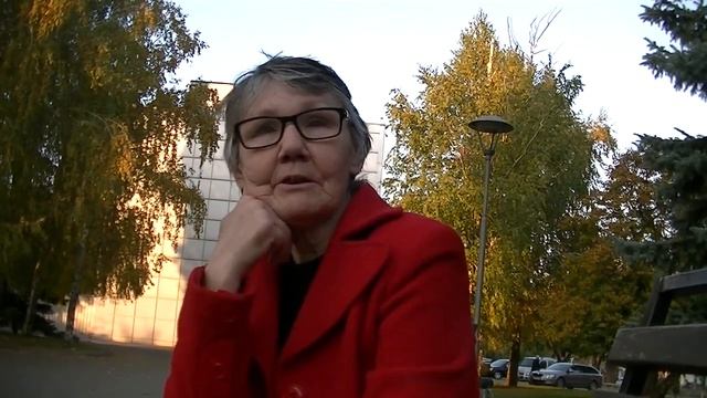 Морда вспомнил за Ваню качанчика и перекинулся с Иркой анегдотами. смотреть онлайн