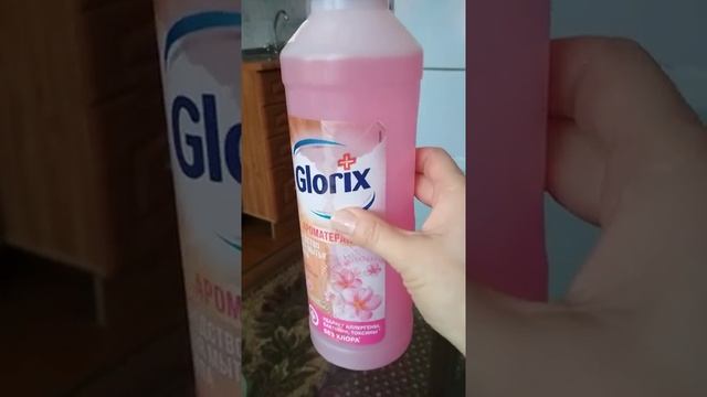 Средство для мытья полов GLORIX Весеннее пробуждение 1 л Видеоотзыв (обзор) Екатерины смотреть онлайн