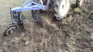 дисковый плуг по жесткой целине !