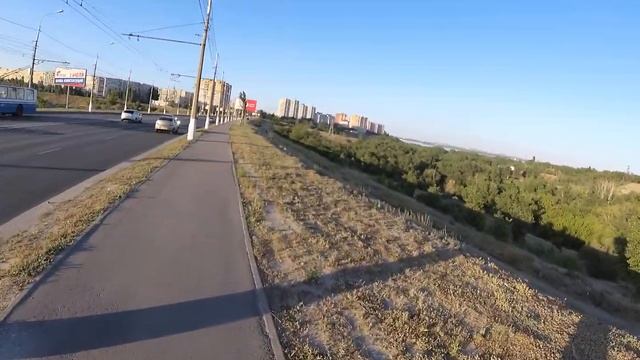 Вышел с Тракторного посёлка на дамбу на Спартановку, Волгоград